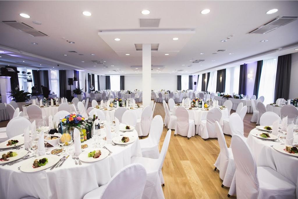 Mercure Wiazowna Brant Εξωτερικό φωτογραφία