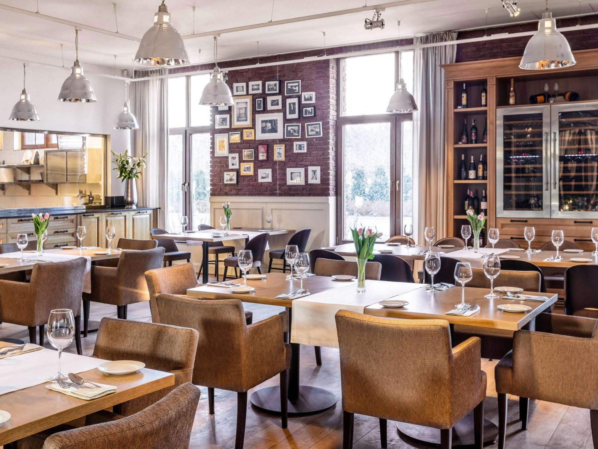 Mercure Wiazowna Brant Εξωτερικό φωτογραφία