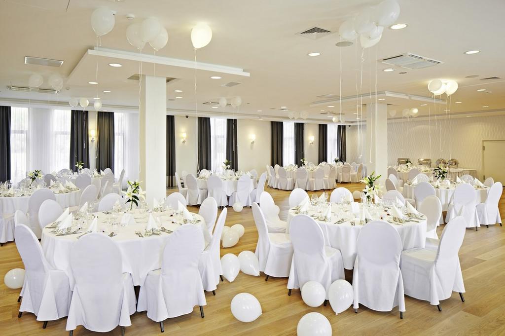 Mercure Wiazowna Brant Εξωτερικό φωτογραφία